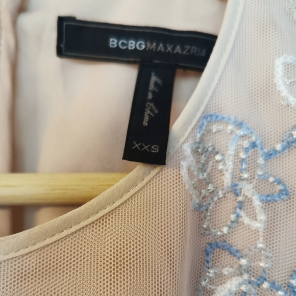 BCBG MaxAzria 100% silk dress - Picture 4 of 5